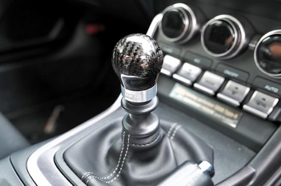 HKS CARBON SHIFT KNOB ZN6/ZN8 (51999-AT001)