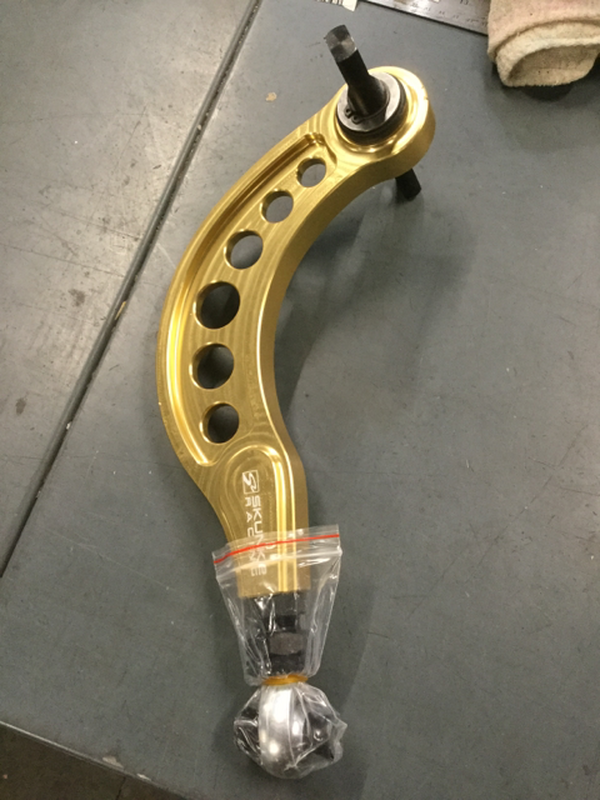 Skunk2 Pro Series 06-09 Honda Civic Gold Anodized Adjustable Rear Camber Kits | 516-05-0625 Scratch & Dent