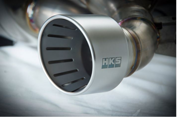 SILENCIADOR HKS SUPER TURBO ALFOMBRILLA GR SUPRA DB42 URBAN MATTE EDITION