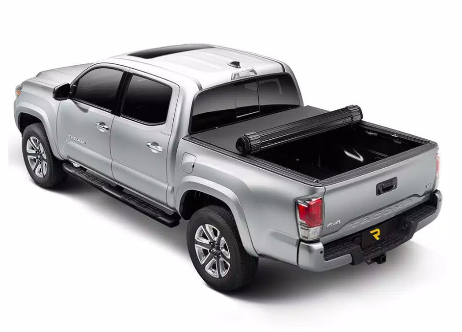 Truxedo 2022 Toyota Tundra Cubierta de caja Sentry CT de 5 pies 6 pulgadas (sin sistema de rieles de cubierta)