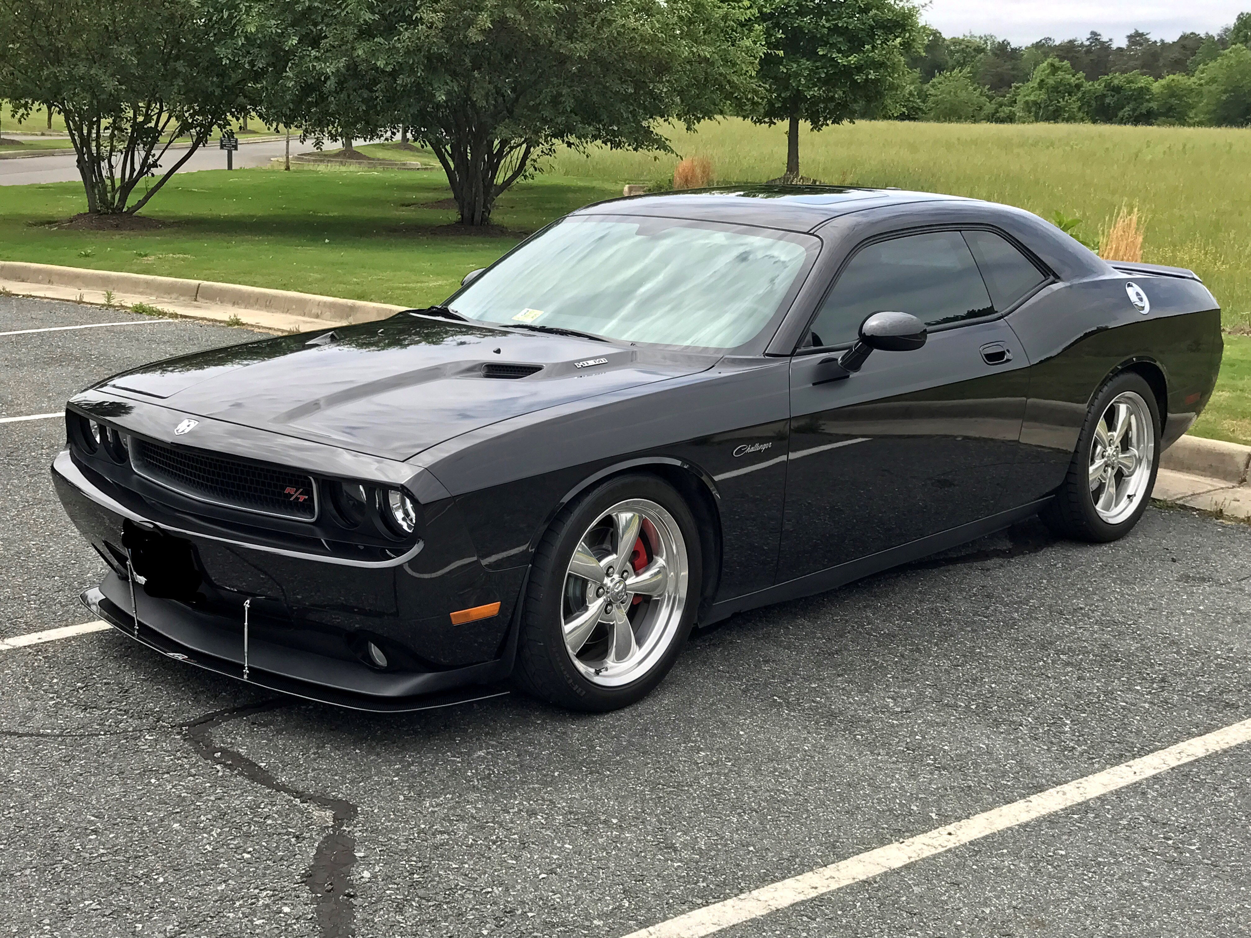APR Peformance  Dodge Challenger RT/ SXT Front Wind Splitter 2008 - 2010