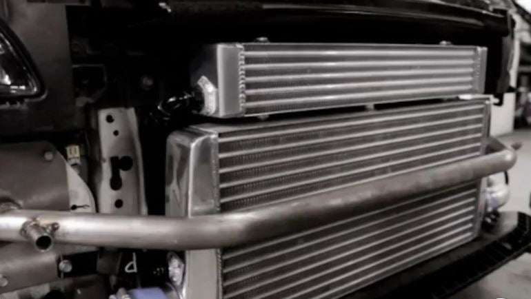 GReddy 2017+ Honda Civic Type-R Kit de enfriador de aceite de montaje frontal de alta capacidad