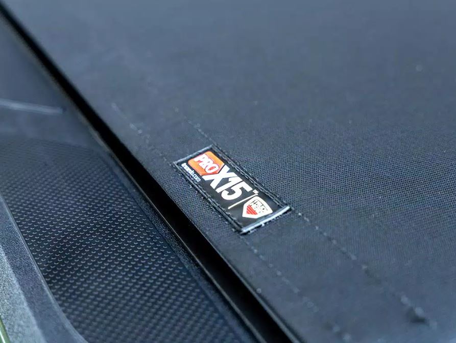 Truxedo 2022 Toyota Tundra 6 pies. 6 pulgadas. Funda de cama Pro X15 - Sin sistema de rieles de cubierta