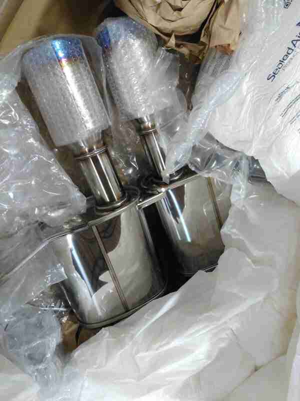 Escape HKS Legamax Premium con respaldo de gato - Honda Civic Hatchback 2017+ (31021-AH004)