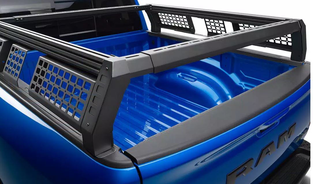 RealTruck 16-24 Toyota Tacoma 5 pies. Soporte para camión Bed GoRack Overland - Negro