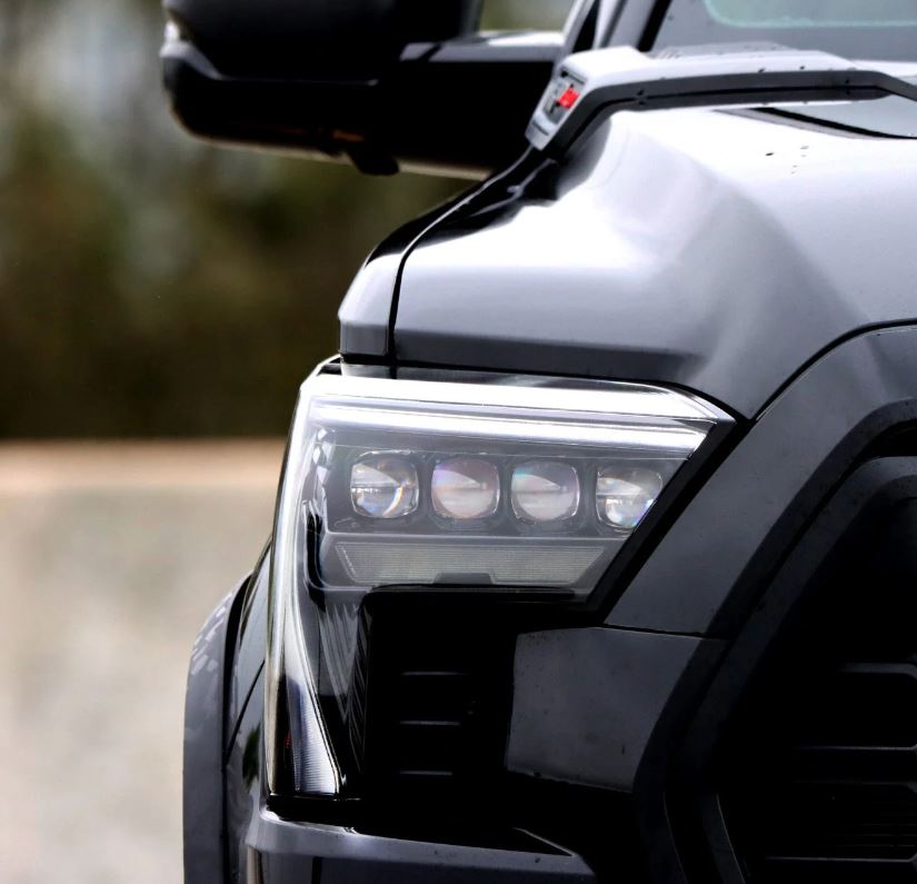 AlphaRex 22-23 Toyota Tundra Serie NOVA Proj. Faros Negros (Req. Convertidor 810029 O 810030)