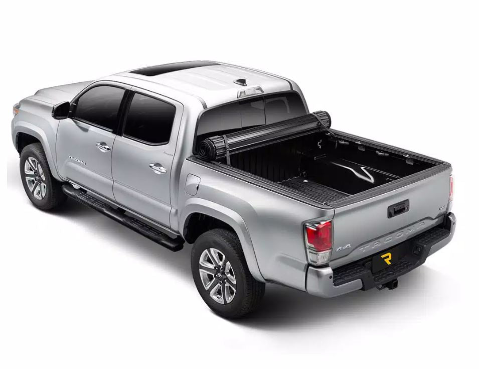 Truxedo 2022 Toyota Tundra Cubierta de caja Sentry CT de 5 pies 6 pulgadas (sin sistema de rieles de cubierta)