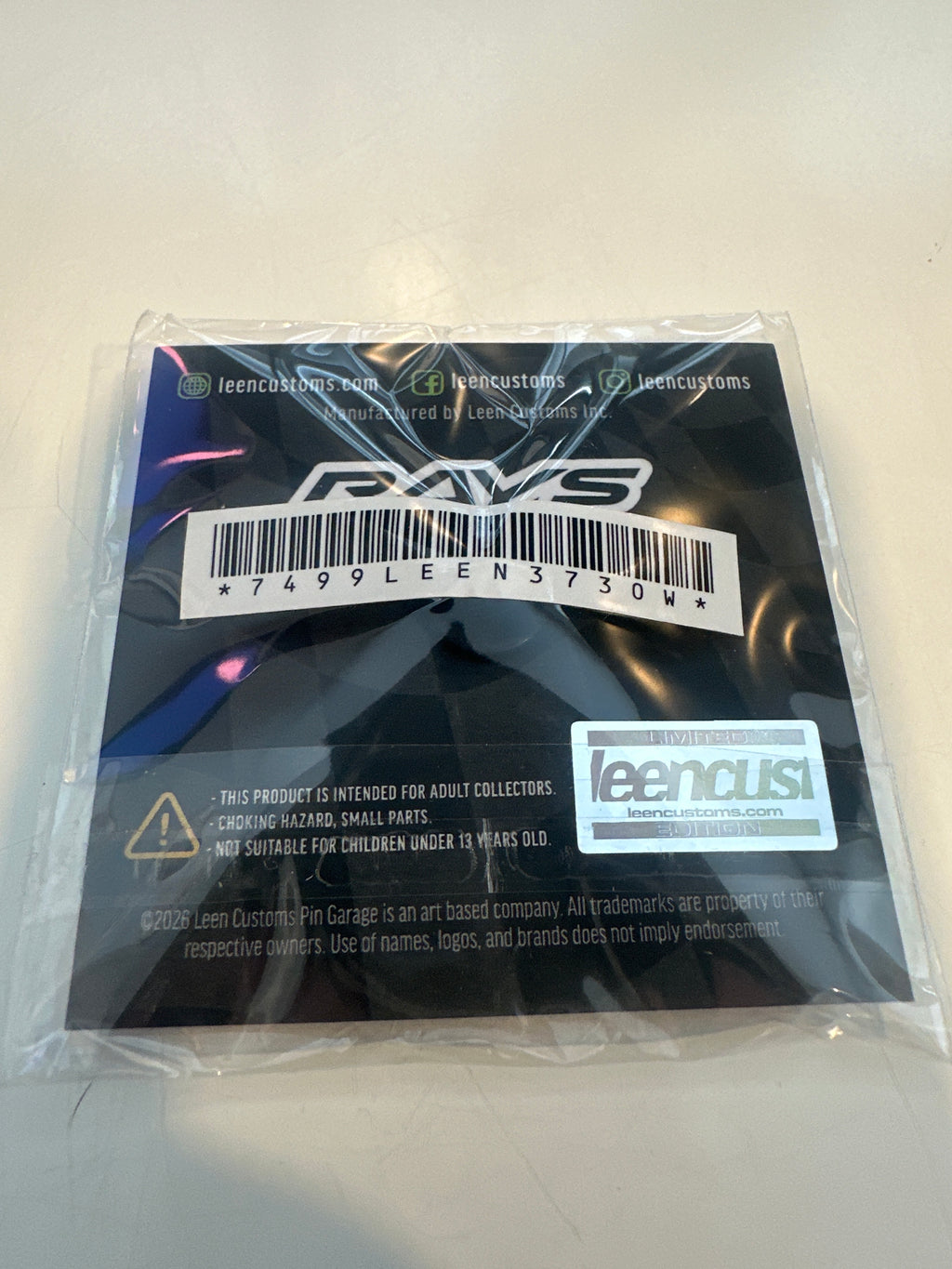 RAYS x LEEN TE37 30TH PIN BADGE WH | 7499LEEN3730W – KamiSpeed.com