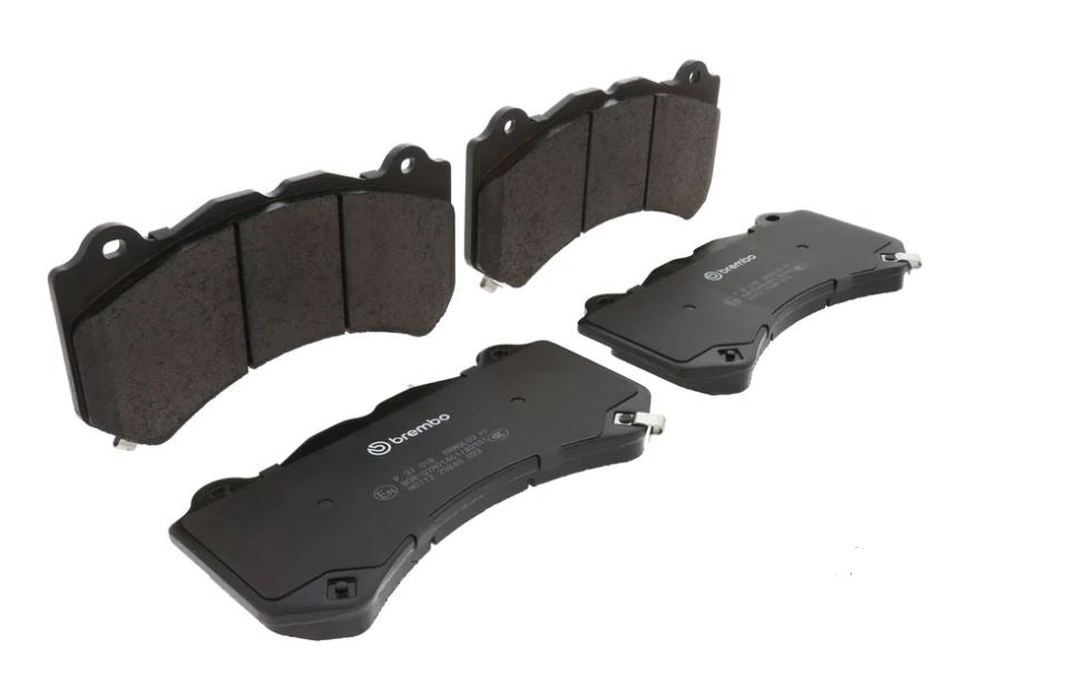 Brembo 09-18 Nissan GT-R/15-19 Chevy Corvette/09-15 CTS Premium Low-Met OE Equivalent Pad - Front (P37018)