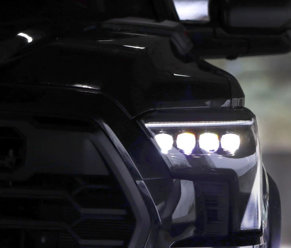 AlphaRex 22-23 Toyota Tundra Serie NOVA Proj. Faros Negros (Req. Convertidor 810029 O 810030)