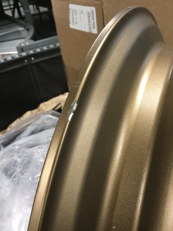 Method MR106 Beadlock 17x9 -44mm Offset 6x5.5 108mm CB