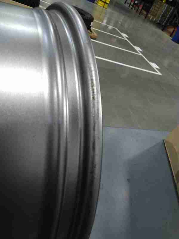 SSR GTX01 18x8.5 5x114.3 44mm Offset Dark Silver Wheel — Scratch & Dent