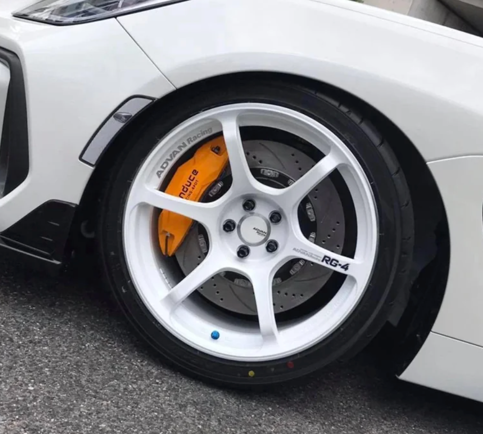 Advan RG-4 18x9.5 +45 5-120 Racing White Metallic & Ring Wheel