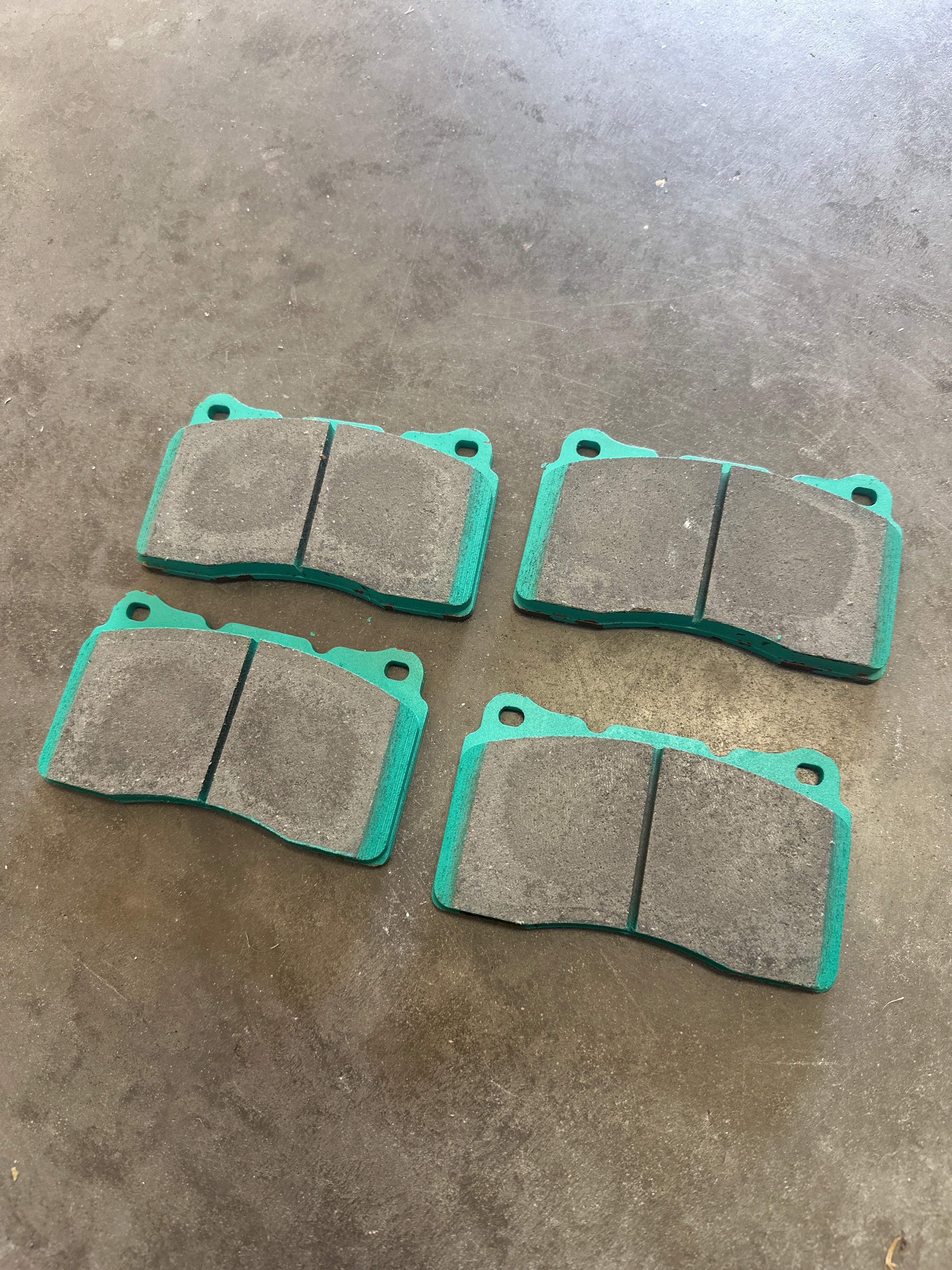 Pastillas de freno delanteras Project Mu Type NS para 17+ CIVIC TYPE R FK8, 04+ STI y 03+ EVO