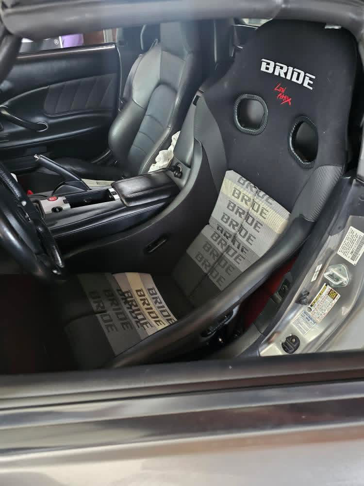 Bride Zieg IV Wide FRP Bucket Seat in Gradation *FIA Approved