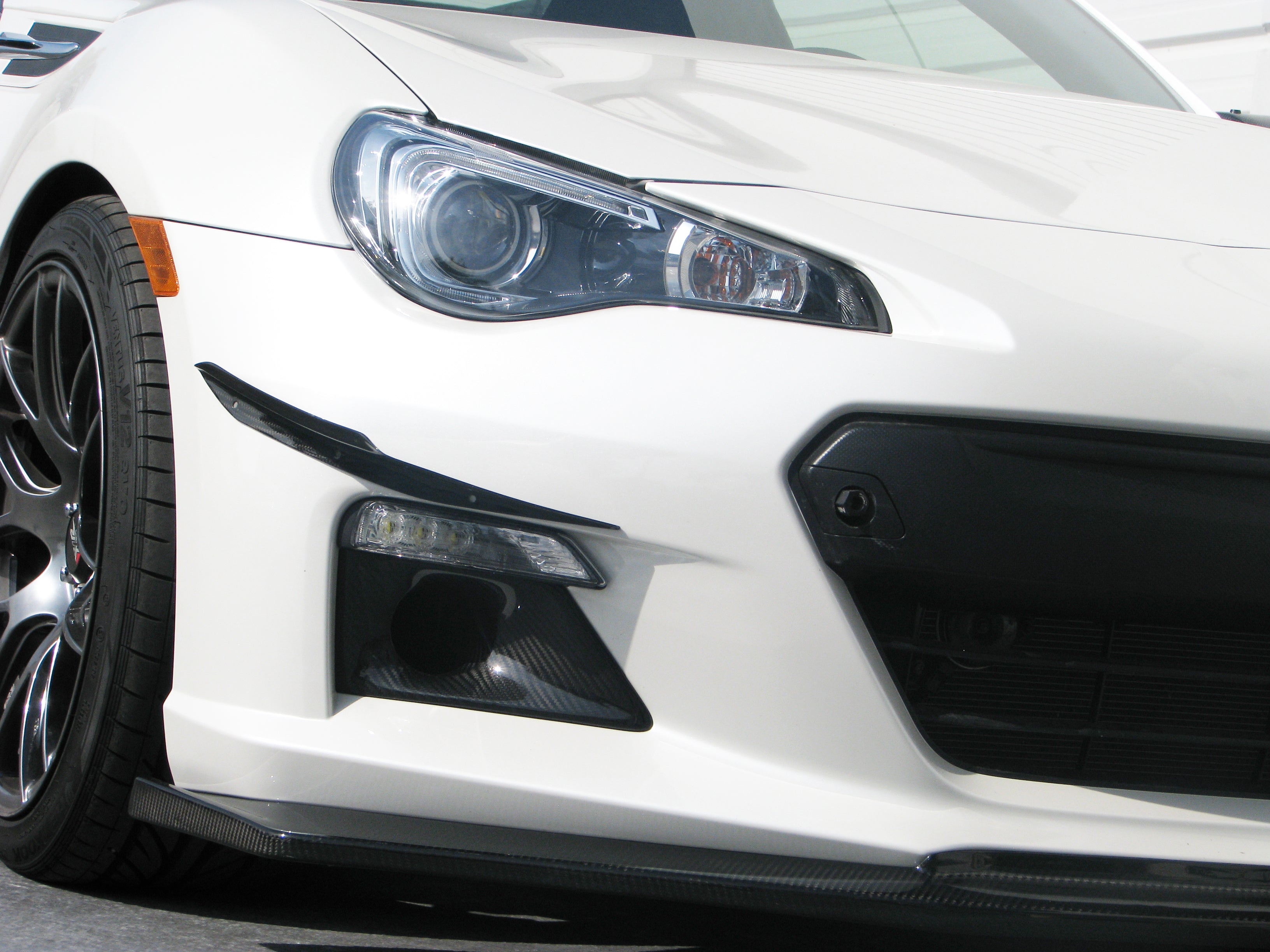 APR Peformance  Subaru BRZ Canard Set 2013-2016