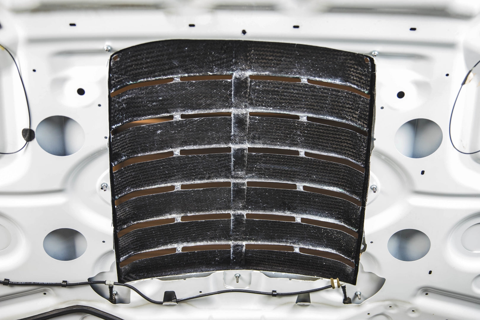 APR Peformance  Ford Mustang Hood Vent 2015 - 2017