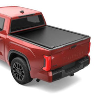 Retrax 2022 Toyota Tundra Cabina regular y doble Caja de 6.5 pies con sistema de rieles de cubierta RetraxPRO XR