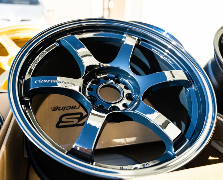 Gram Lights 57DR 18x8.5 +37 5x114.3 Dark Blue Chrome Wheel