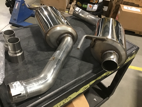 AWE 2024 Ford Mustang GT Fastback S650 RWD Touring Catback Exhaust w/ Dual Diamond Black Tips — Scratch & Dent