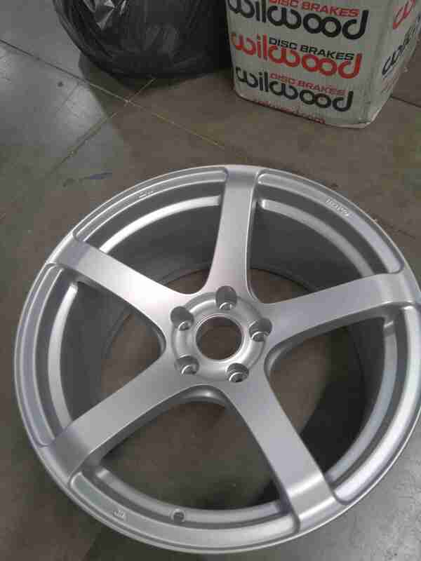 Enkei Kojin 18x9.5 15mm Offset 5x114.3 Bolt Pattern 72.6mm Bore Dia Matte Silver Wheel (539-895-6538GM) — Scratch & Dent