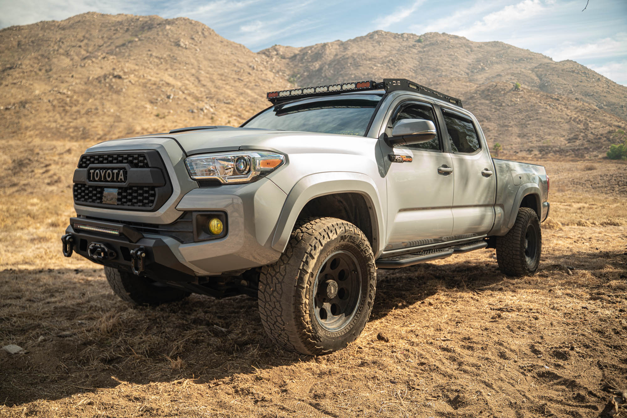 Parachoques central DV8 Offroad 2016+ Toyota Tacoma