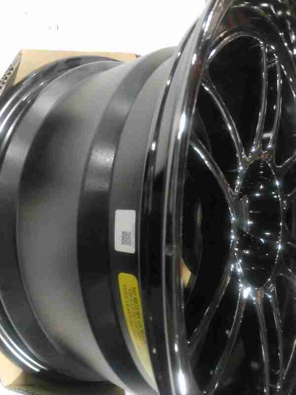 Enkei RPF1 18x9.5" 5x114.3 +15mm Offset SBC Wheel — Scratch & Dent