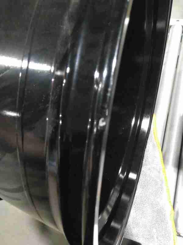 Enkei T6R 18x9.5 45mm Offset 5x120 Bolt Pattern 72.6 Bore Gloss Black Wheel — Scratch & Dent