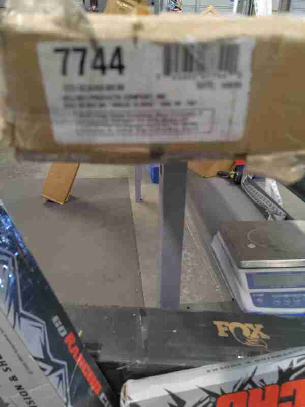Hellwig 16-24 Toyota Tacoma 2/4WD w/ 0-2in Lift Solid Heat Treated Chromoly 3/4in Rear Sway Bar — Incomplete: Missing hardware