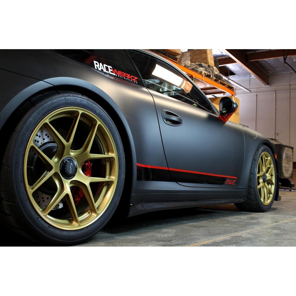 APR Peformance  Porsche 991 GT3 Side Rocker Extensions/ Side Skirt 2013-19