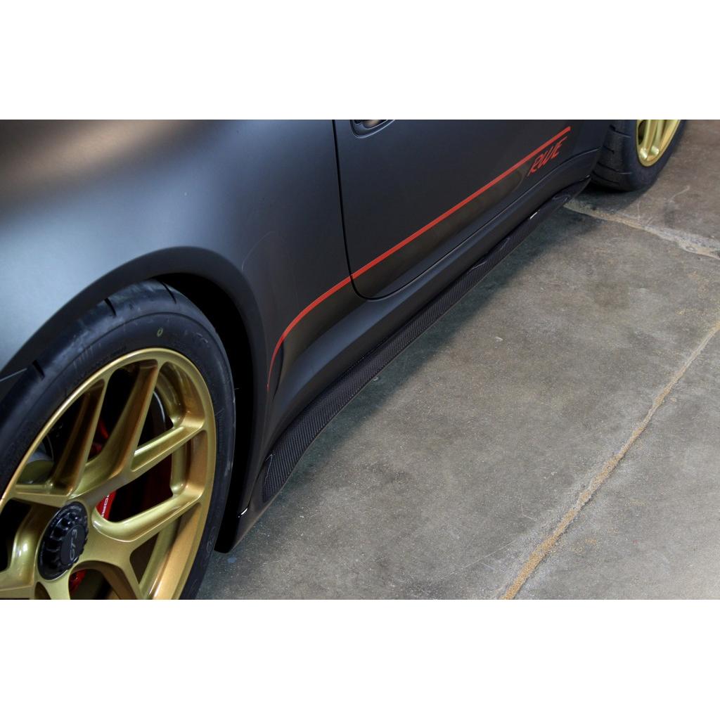 APR Peformance  Porsche 991 GT3 Side Rocker Extensions/ Side Skirt 2013-19