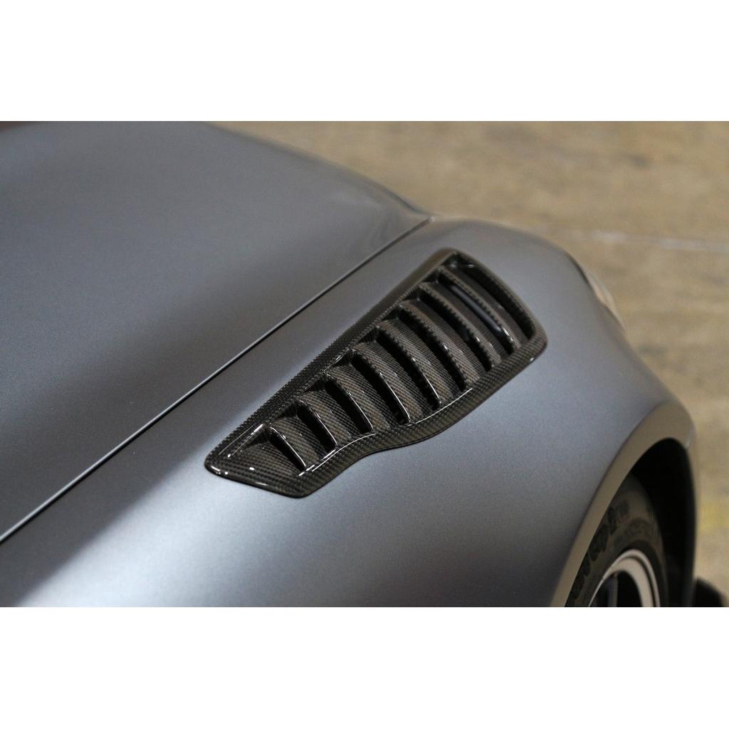 APR Peformance  Mercedes Benz AMG GTR Pro Fender Vents 2020