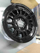 Method MR318 18x9 0mm Offset 6x5.5 106.25mm CB (Gloss Black) — Scratch & Dent