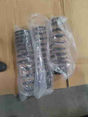 Skyjacker Suspension Lift Kit 1.5in Rear w/ Black Max Shocks 2020 Jeep Gladiator (JT) Non-Rubicon — Incomplete: Missing spring