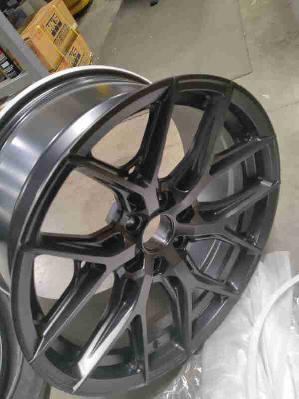 Vossen HF6-4 20x9.5 / 6x135 / ET15 / Deep Face / 87.1 - Satin Black (HF64-0F02) — Scratch & Dent