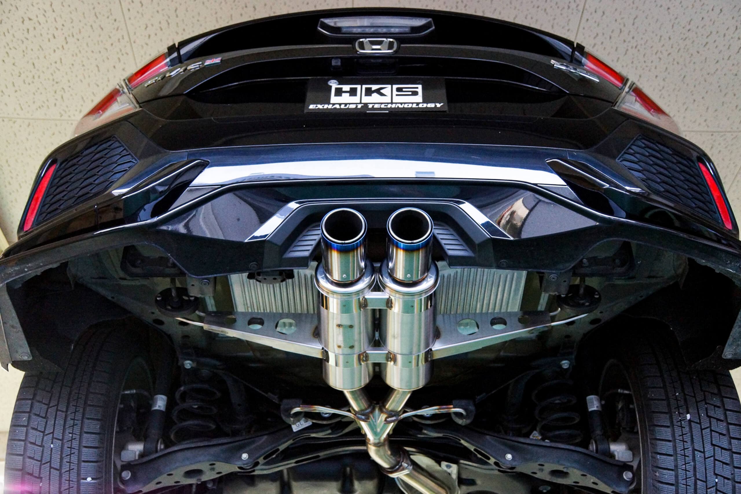 HKS Hi-Power SPEC-L II　シビックハッチバックFK7 HONDA CIVIC HATCHBACK FK7 HKS Hi-Power SPEC-LⅡ - YouTube