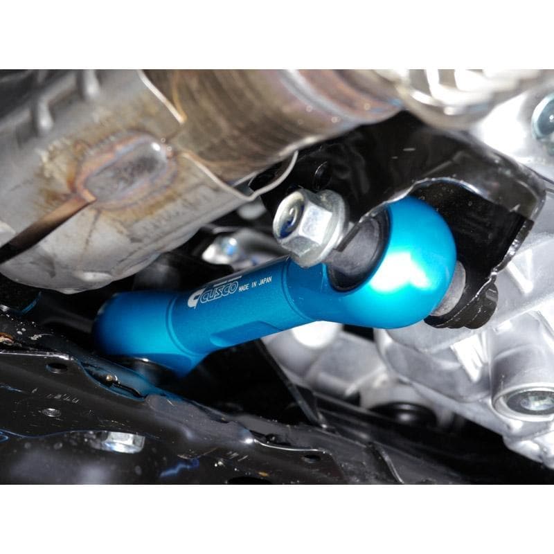 Cusco Billet Aluminum Engine Pitching Stop w/HD Rubber, Subaru EJ20/EJ25(2.5L Turbo), Blue Anodized main image 0
